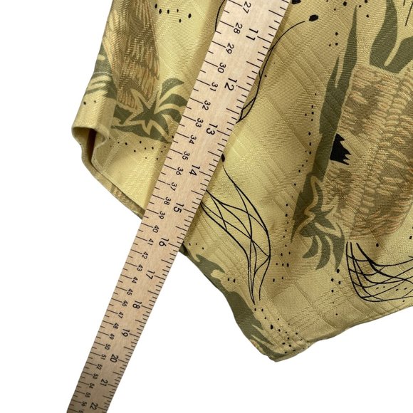 Tommy Bahama Silk Hawaiian Button Front Shirt Mens XL Tiki Short Sleeve - Picture 9 of 10